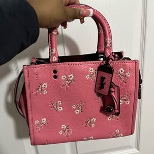 Pink 1941 coach floral rogue